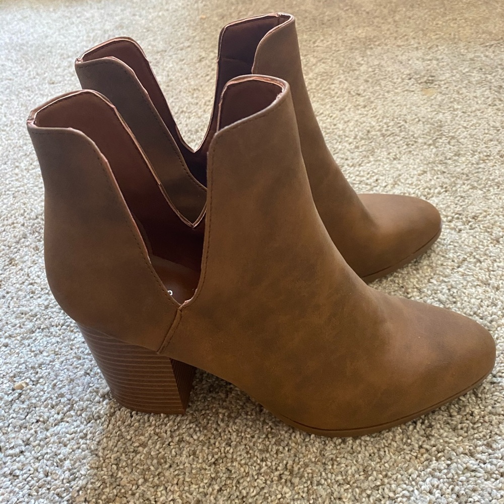 Pink Lily Boutique “Becky Booties”